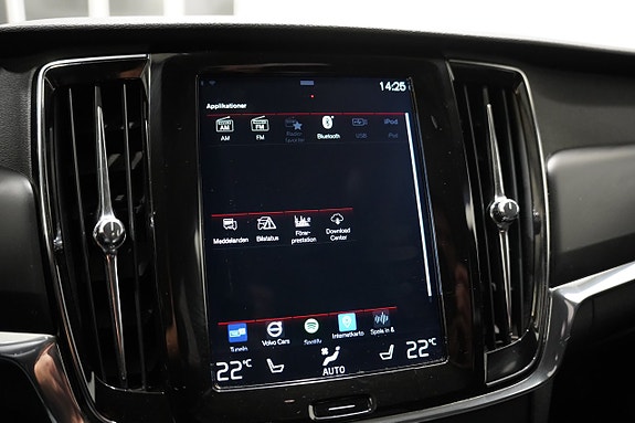 Volvo V90 Cross Country 17 of 22