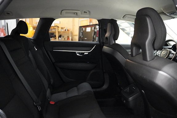 Volvo V90 Cross Country 21 of 22