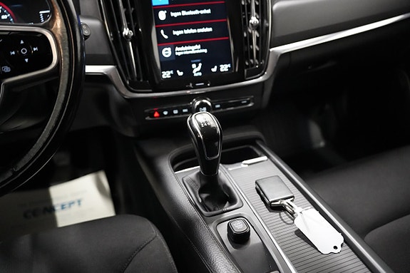 Volvo V90 Cross Country 14 of 22