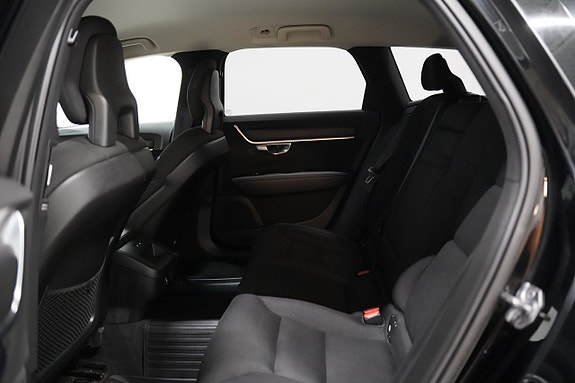 Volvo V90 Cross Country 19 of 22