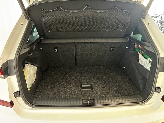 Skoda Kamiq 5 of 9
