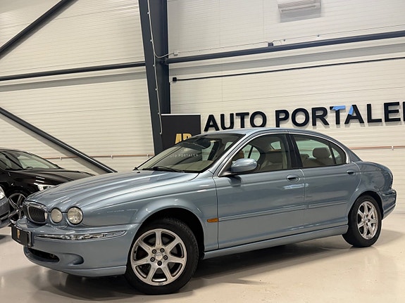 Jaguar X-TYPE 5 of 16