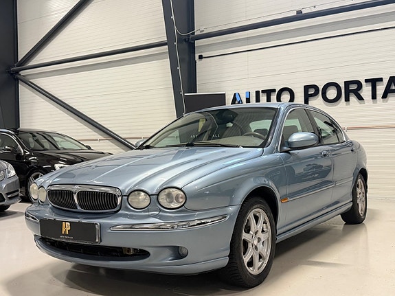 Jaguar X-TYPE 6 of 16