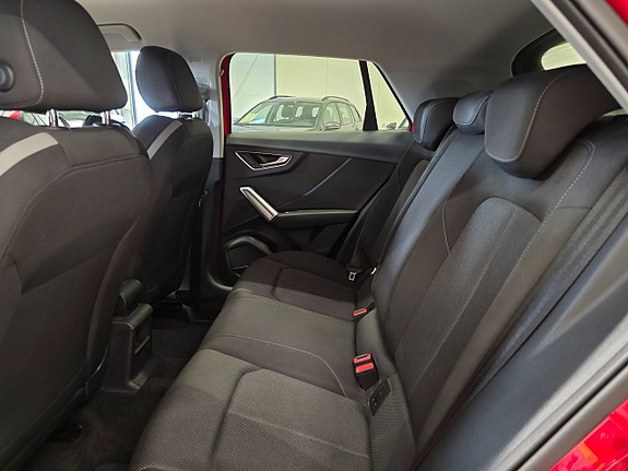 Audi Q2 14 of 23