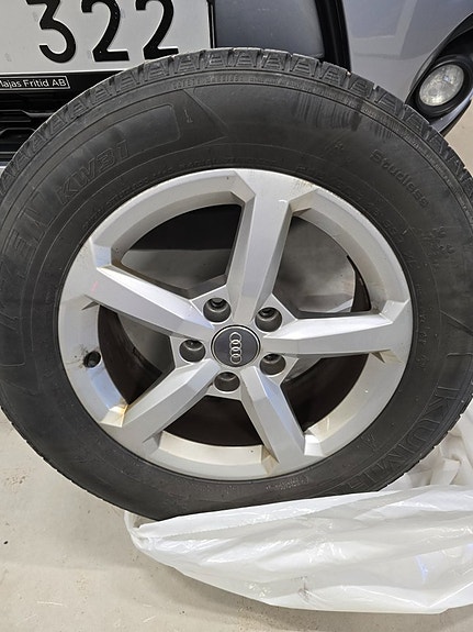 Audi Q2 22 of 23