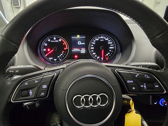 Audi Q2 15 of 23