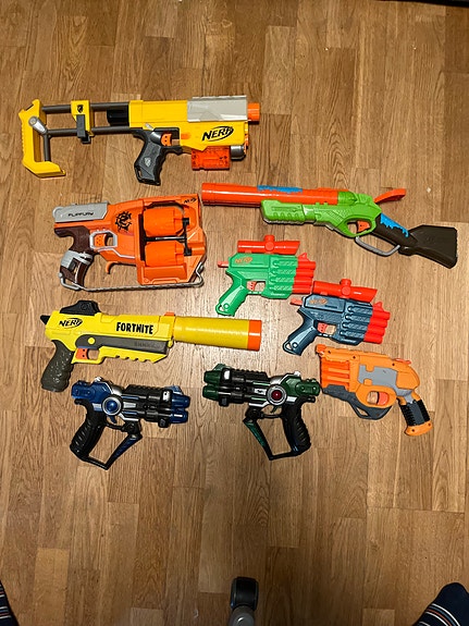 Nerf leksaksvapen / blasters paket