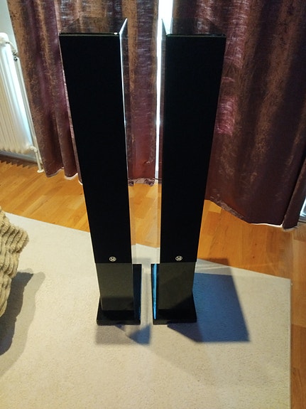 Product image 1 of 3