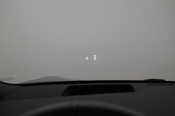 Polestar 3 9 of 27
