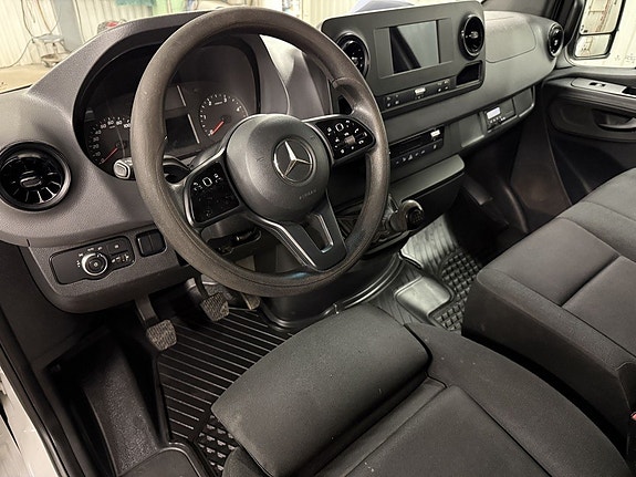 Mercedes-Benz Sprinter 519 15 of 28