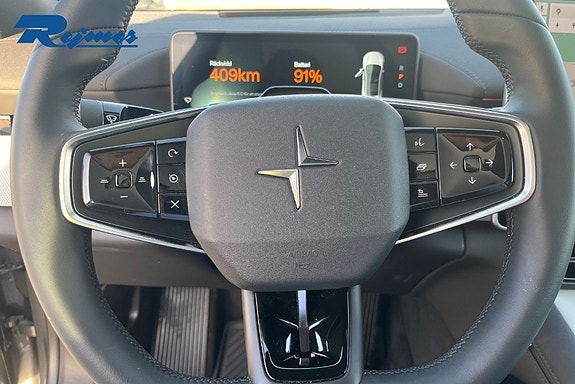Polestar 4 9 of 24