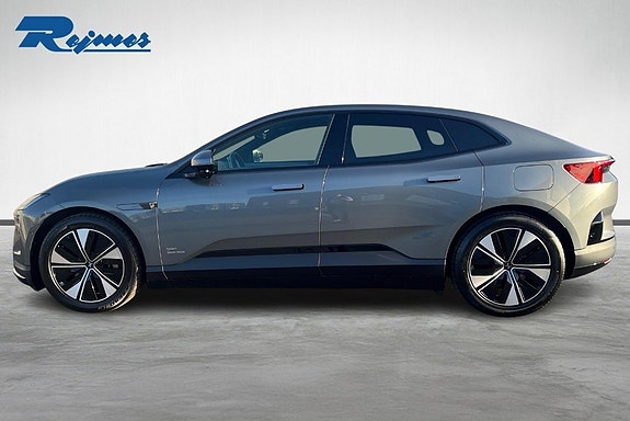 Polestar 4 3 of 24