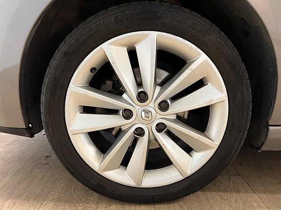 Renault Megane 19 of 19