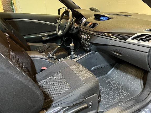 Renault Megane 14 of 19