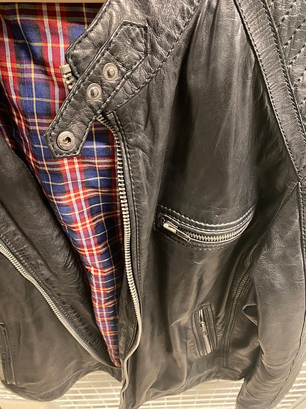 Product image 1 of 7
