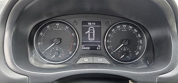 Skoda Fabia 10 of 26