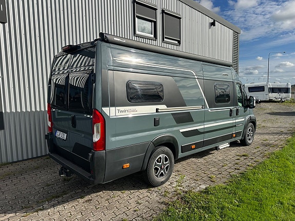 Adria Twin 640 SLB Supreme Fiat 180 hk Automat Solcell 2 of 16