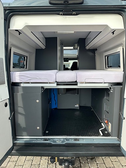 Adria Twin 640 SLB Supreme Fiat 180 hk Automat Solcell 16 of 16