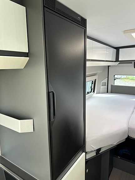 Adria Twin 640 SLB Supreme Fiat 180 hk Automat Solcell 15 of 16