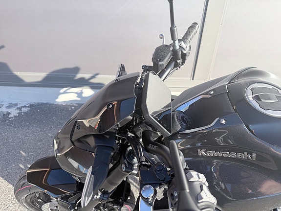 Kawasaki Z900 * Visnings Ex * Beställ din 2027 * 3 of 6