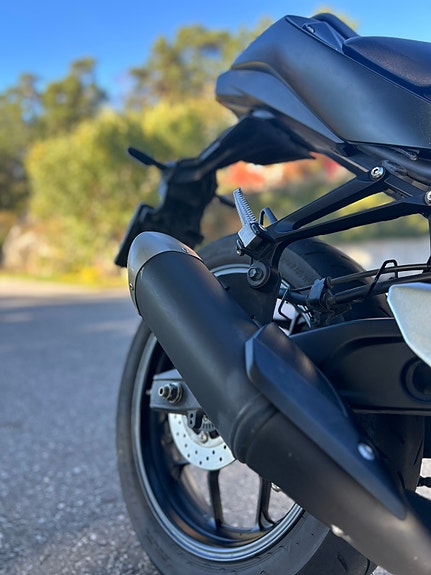 Yamaha MT-03 10 of 17