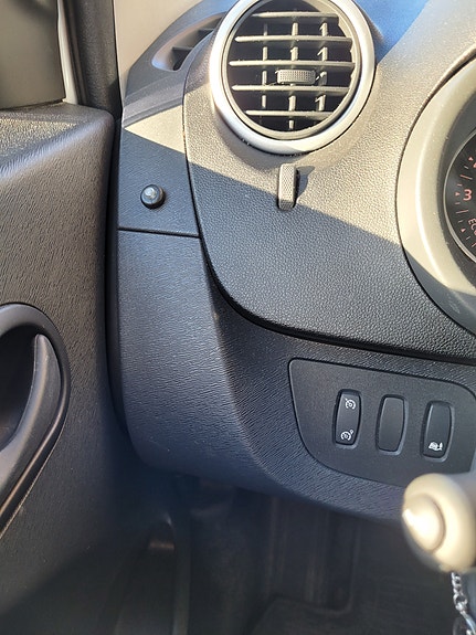 Renault Kangoo Express Maxi 8 of 14
