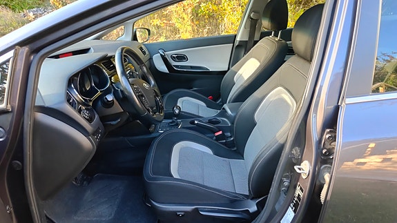 Kia Ceed 10 of 18