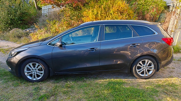 Kia Ceed 2 of 18
