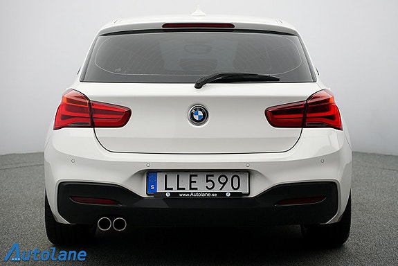 BMW 120i 14 of 29