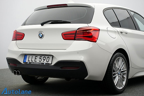 BMW 120i 17 of 29