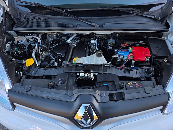 Renault Kangoo Express 16 of 16