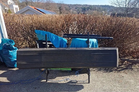 Product image 1 of 2