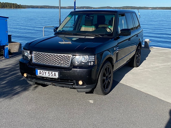 Land Rover Range Rover 2 of 12