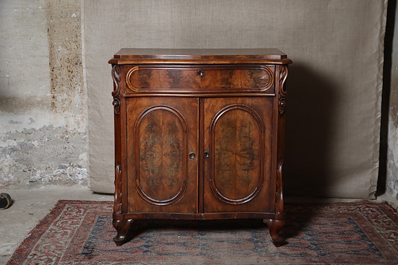Product image 1 of 8