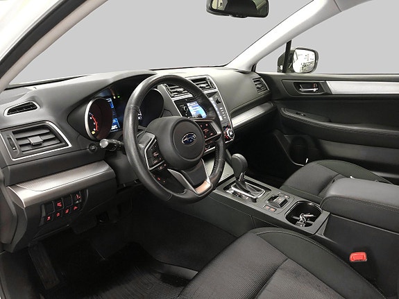 Subaru Outback 8 of 15