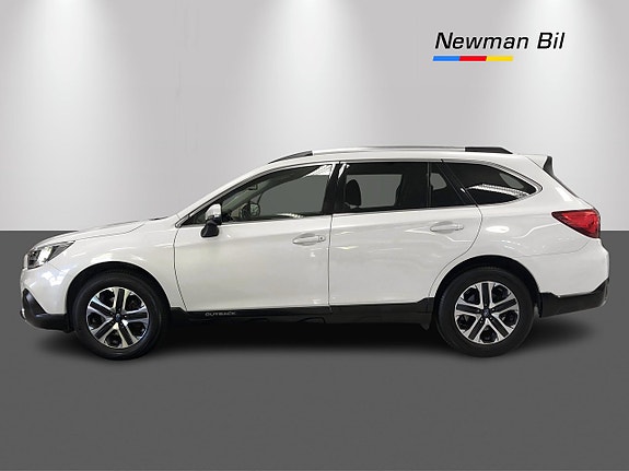 Subaru Outback 4 of 15