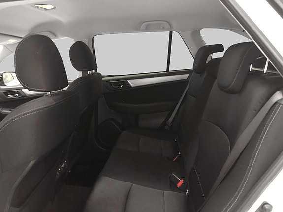 Subaru Outback 9 of 15