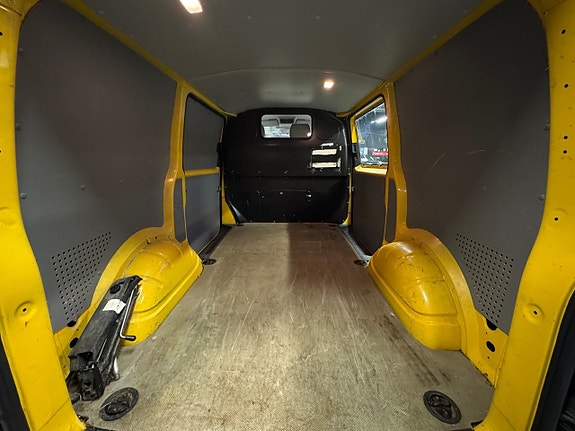 Volkswagen Transporter 10 of 18