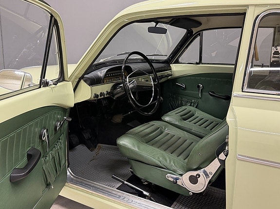Volvo Amazon 7 of 13