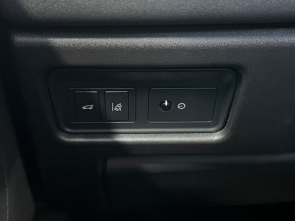 Land Rover Discovery Sport 22 of 27