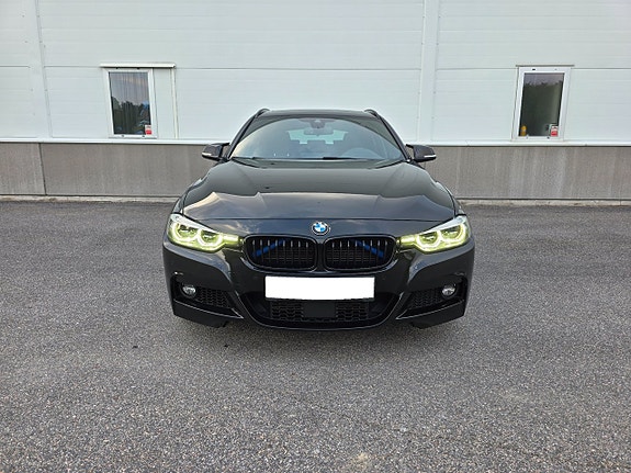 BMW 335d 2 of 27