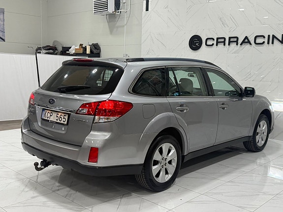 SUBARU OUTBACK 2.5 167 ch 4WD BVA LINEARTRONIC BUSINESS - ATTELAGE - 4x4 - 217650 km