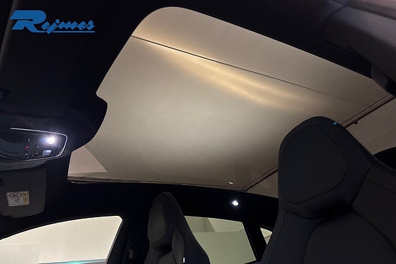Polestar 4 20 of 27