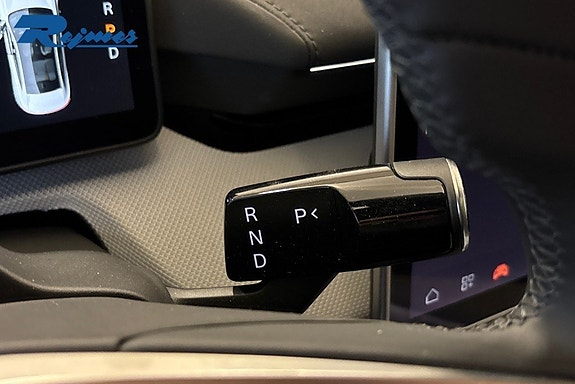 Polestar 4 16 of 27