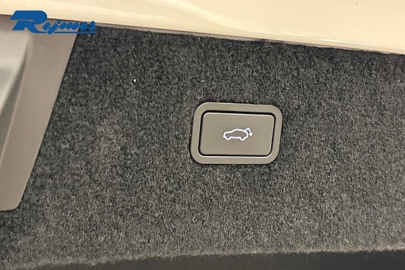 Polestar 4 22 of 27