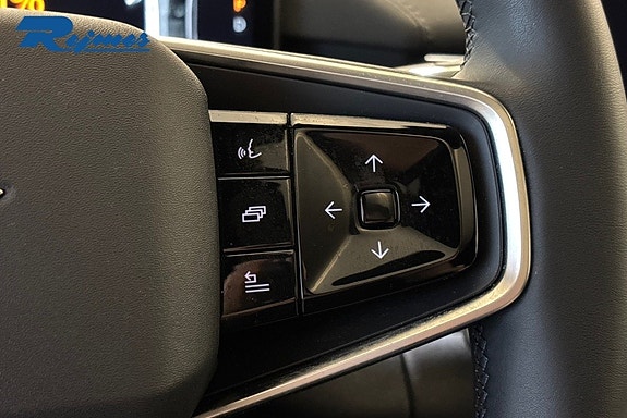 Polestar 4 12 of 27