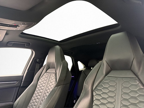 Audi RS Q3 14 of 30