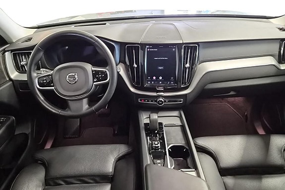 Volvo XC60 14 of 24