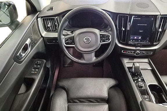 Volvo XC60 11 of 24