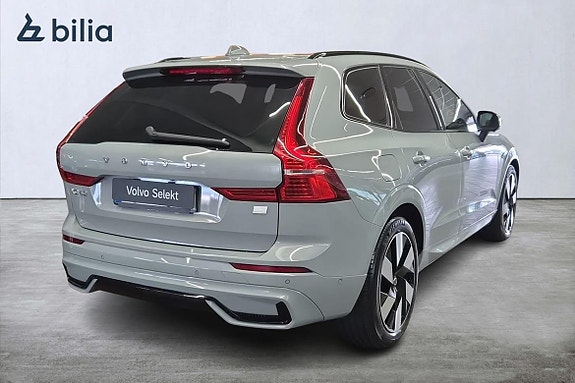 Volvo XC60 10 of 24